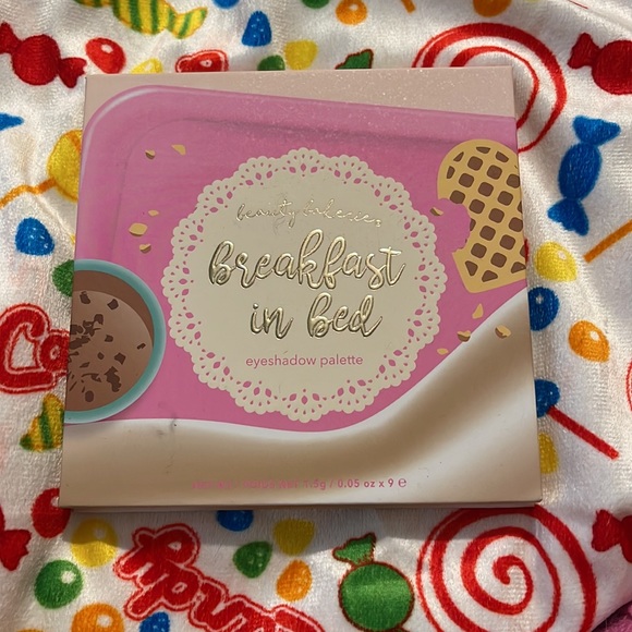 Beauty bakerie eyeshadow palette - Picture 2 of 4